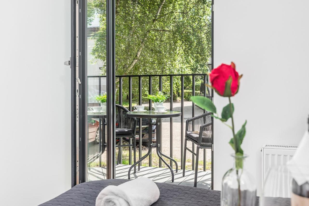 Apartamenty Kolo Brzegu By Noclegi Renters Колобжег Екстериор снимка