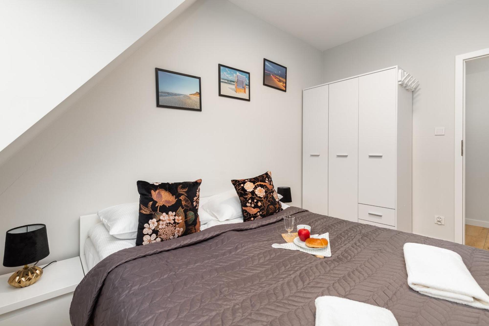 Apartamenty Kolo Brzegu By Noclegi Renters Колобжег Екстериор снимка