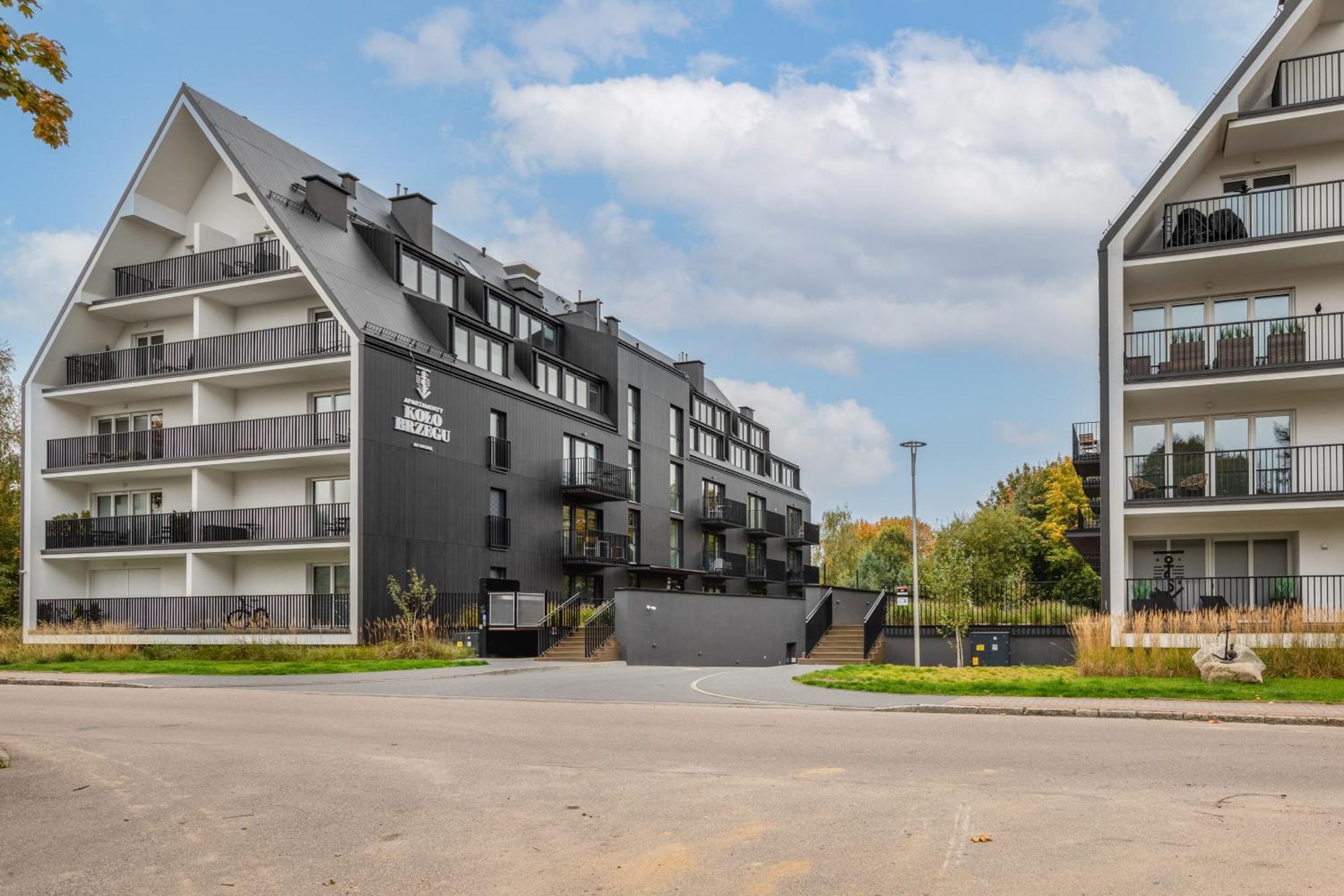 Apartamenty Kolo Brzegu By Noclegi Renters Колобжег Екстериор снимка